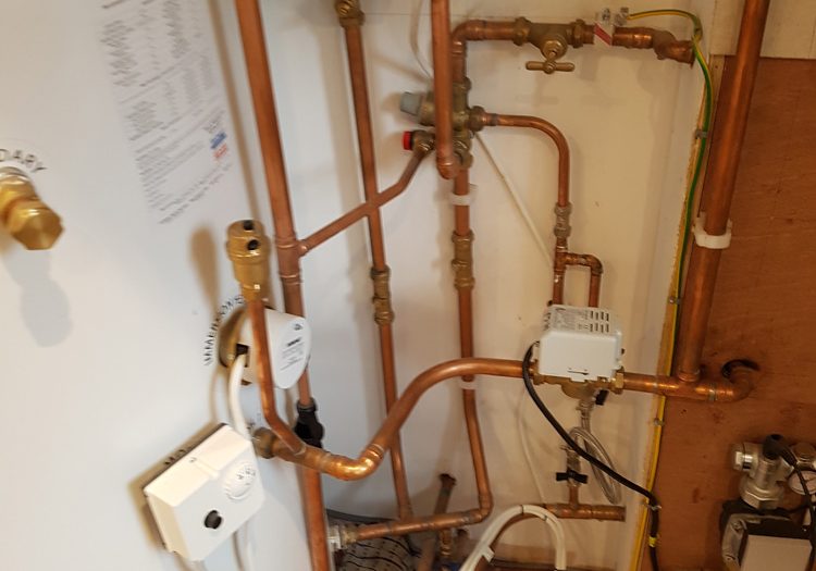 two port valve on heating system